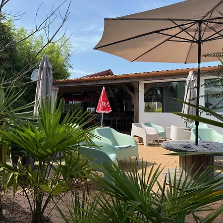 Campsite Le Domaine De La Billardiere Les Moutiers-les-Mauxfaits