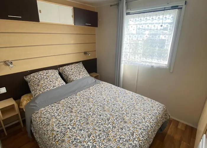 Camping Mobil'home En Vendee Sud - A 5 Minutes D'o'gliss Park Et Fun Park *